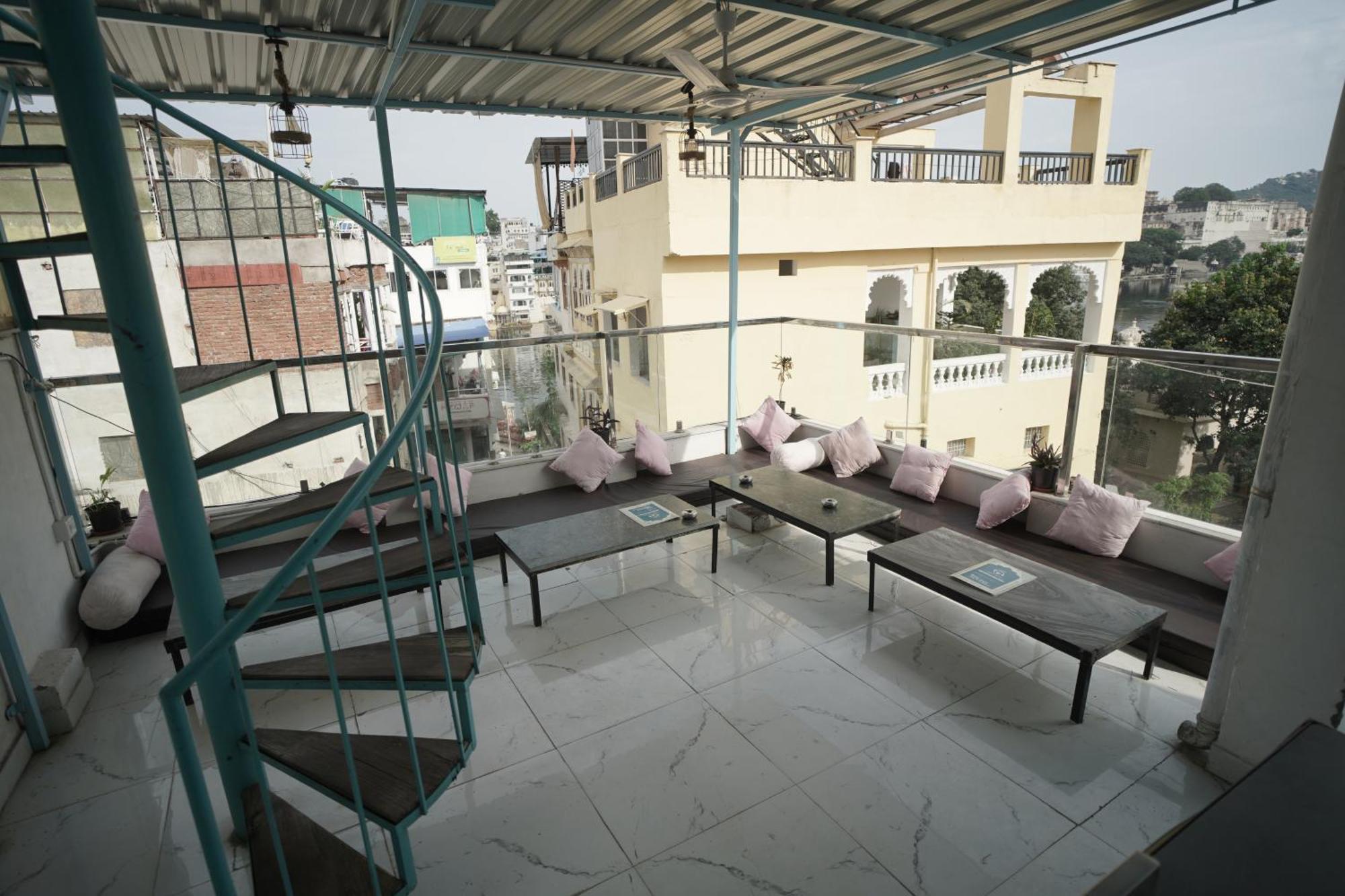 Hostel Funky Bunky Udaipur Exterior foto